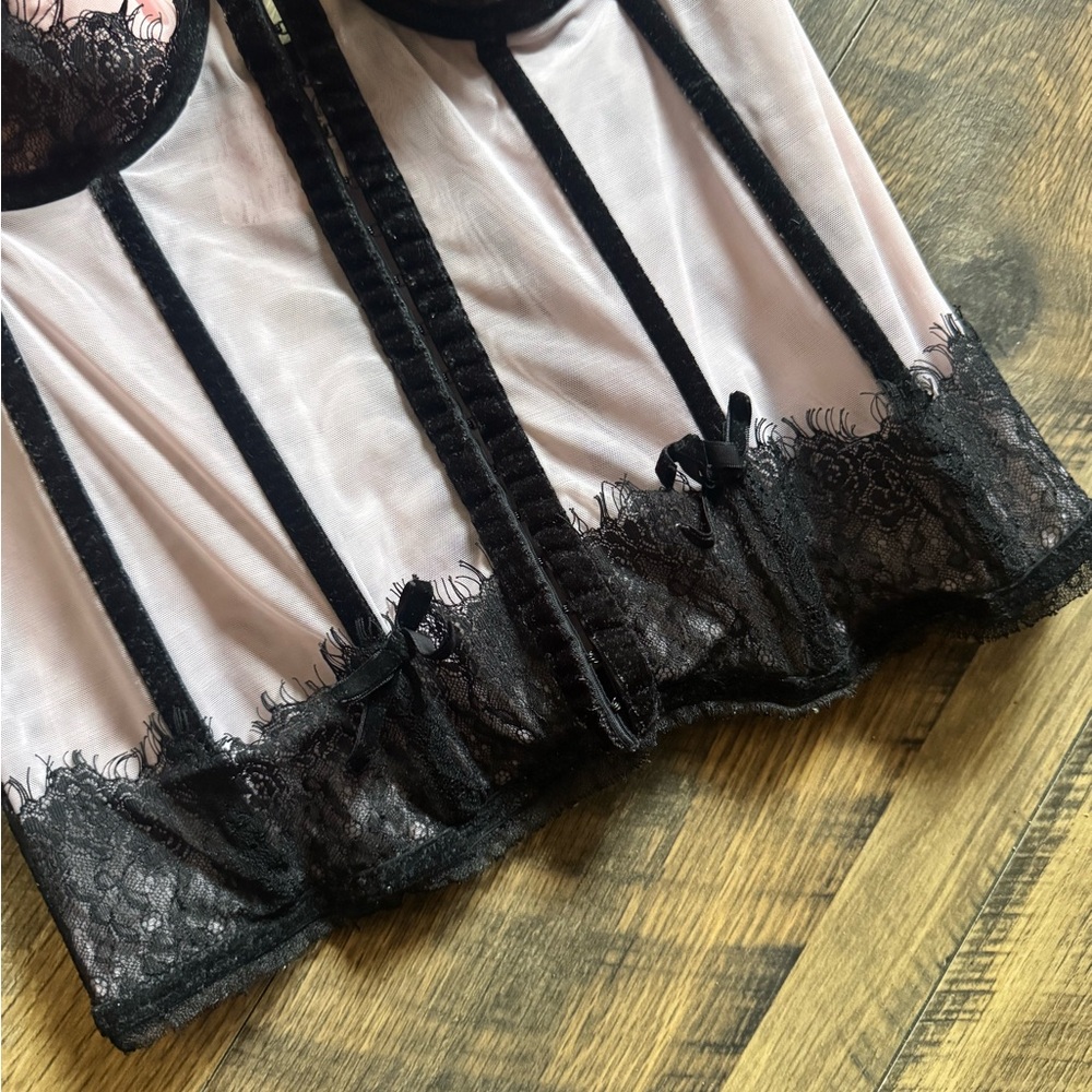 Vintage Y2K VS Sexy Little Things Corset Top - Picture 4 of 7